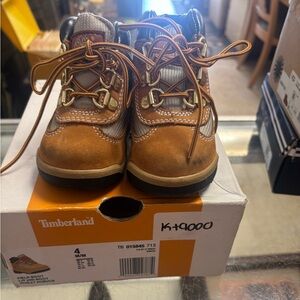 Timberland Toddler Boots - Tan and Black Size 4M